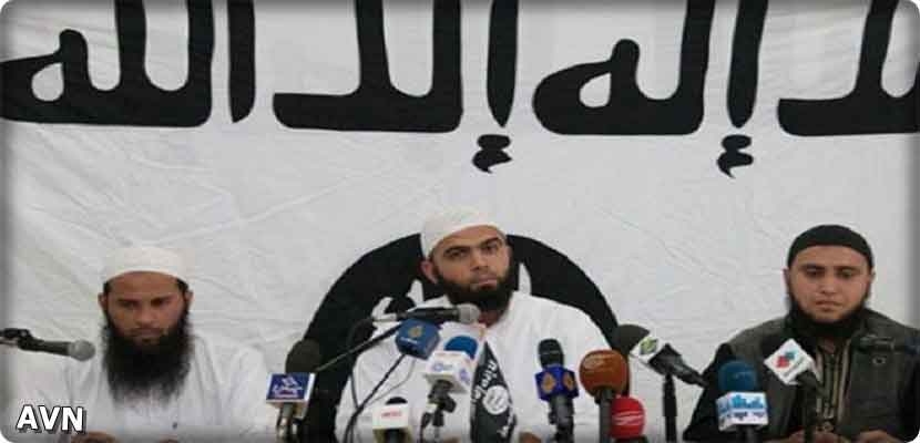 قال التنظيم إنه اتخذ قراره "بعد هذه المسيرة الحافلة والتضحيات التي قدمت فيها أنصار الشريعة جل قادتها وكوادرها