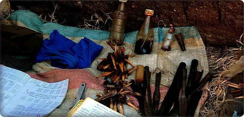 الطرود تحمل طلاسم سحرية، يستخدم فيها شعر الماعز والحيوانات